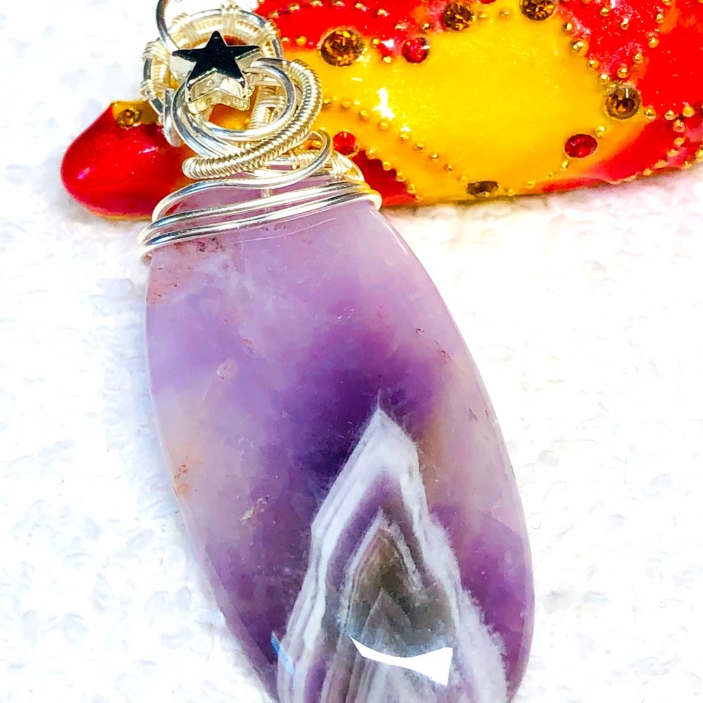 💜✨Chevron dream amethyst pendant with star